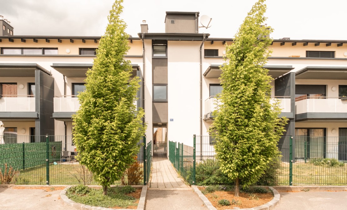 Exterior view of the modern apartments in a quiet Waldviertel location