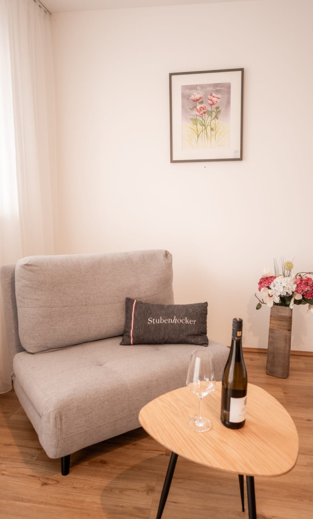 Cozy living area in a modern apartment in the Waldviertel